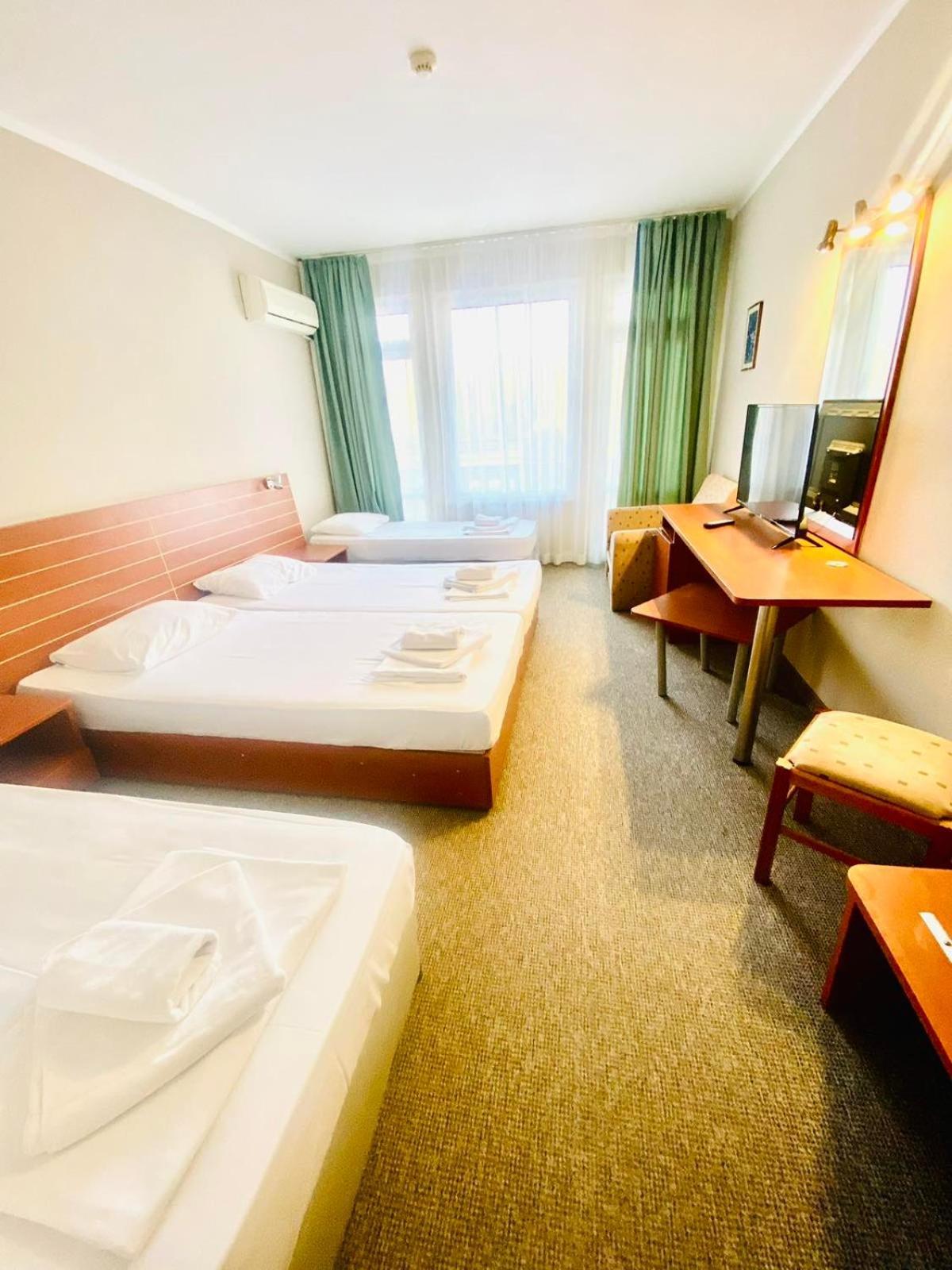 Hotel Green Park Kiten  Exteriör bild